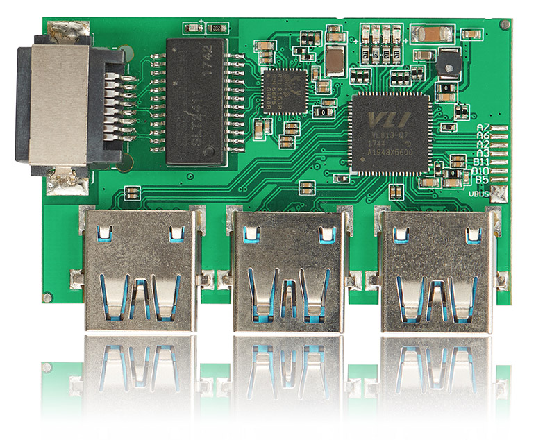 Type-C轉(zhuǎn)3XUSB3.0+SD+TF擴(kuò)展塢